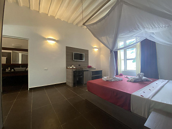 MY BLUE HOTEL 4*