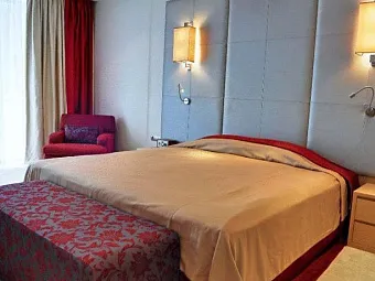 Краснодарский край. Геленджик. Отель ПРИМОРЬЕ 4*. Люкс.