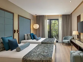 SEVEN SEAS HOTEL LIFE 5*