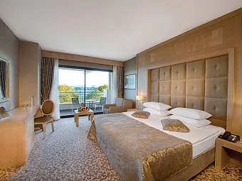AMARA LUXURY RESORT & VILLAS 5*