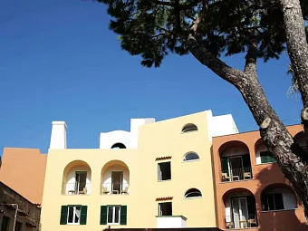 Отель ALBERGO LA REGINELLA RESORT & SPA 4*