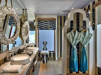 SAII LAGOON MALDIVES, CURIO COLLECTION BY HILTON 5*