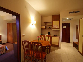 PRESTIGE HOTEL & AQUAPARK 4* (ех GOLDEN YAVOR 4*)