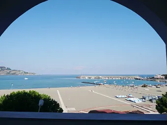 Отель SPORTING BAIA 4*