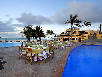  ROYAL HIDEAWAY PLAYACAR 5*