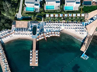 THE NORM COLLECTION DOOR'A 5*