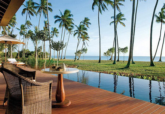 Пляжи на острове общественные но проблем не возникает - RIU PALACE расположен на 1й линии