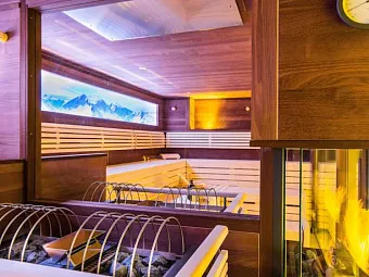 Отель OESTERREICHISCHER HOF HOTEL 4*