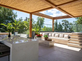 THE NORM COLLECTION DOOR'A 5*