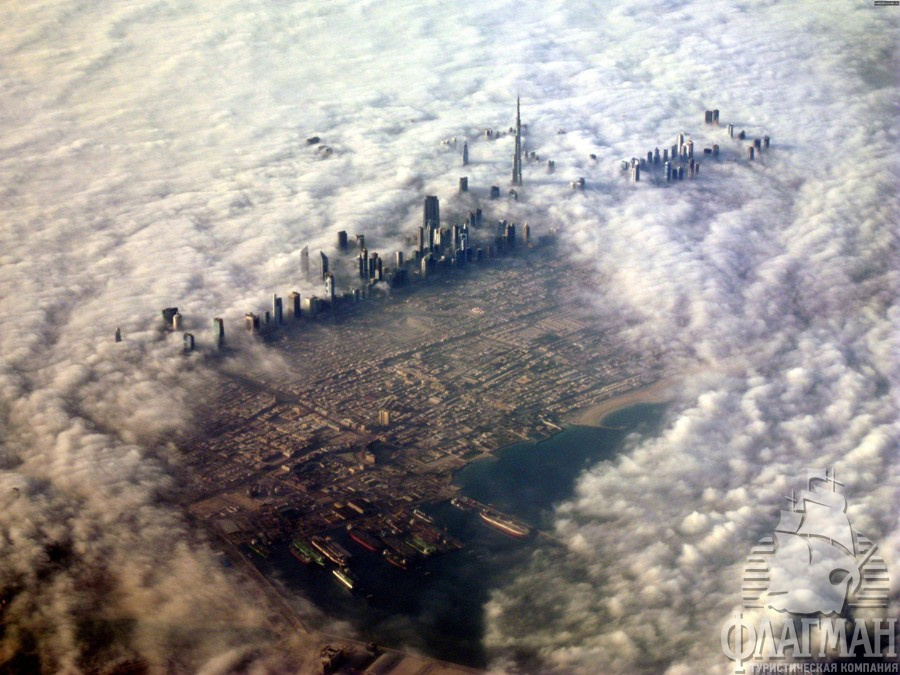 Дубаи сквозь облака