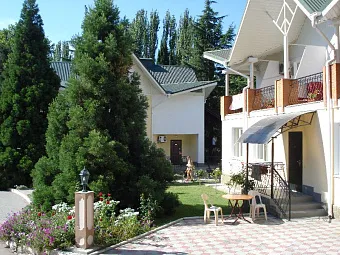 КУРОРТ-ОТЕЛЬ ДЕМЕРДЖИ 3*