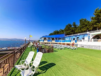 Краснодарский край. Геленджик. Санаторий КРАСНАЯ ТАЛКА 3*. Пляж.