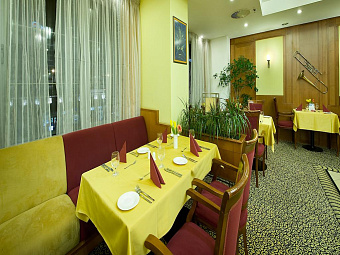  RAMADA PRAGUE CITY CENTRE 4*