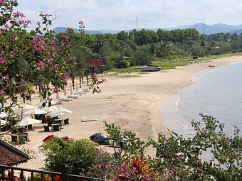 Отель CHEZ CAROLE BEACH RESORT 3*