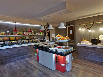 MANOS MARIA HOTEL & APARTMENTS 4*
