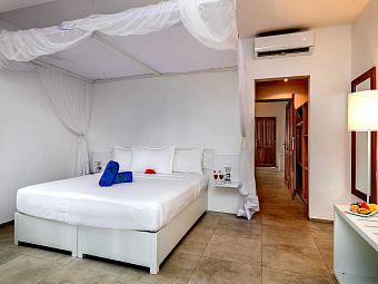 SANDIES BAOBAB BEACH 4*