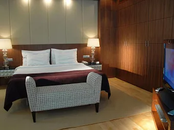 LARA BARUT COLLECTION 5*