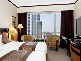 CORNICHE HOTEL SHARJAH 5* (ex. Hilton)