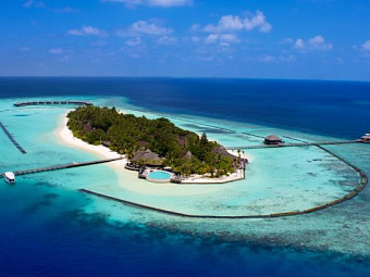 KOMANDOO ISLAND RESORT 4*