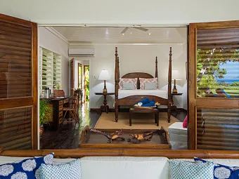 Отель ROUND HILL HOTEL AND VILLAS 5*