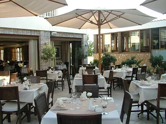Отель LIQUID HOTEL APTS 3*