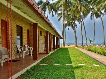Отель AMAGI BEACH 2*, Шри-Ланка, Маравила