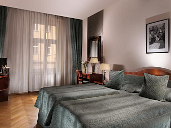 Отель ARISTON & ARISTON PATIO 4*