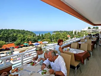 Отель Hotel Laguna Albatros 4*