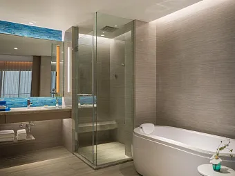  Отель RENAISSANCE PATTAYA RESORT AND SPA 5*