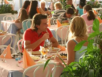 Отель Hotel Laguna Albatros 4*