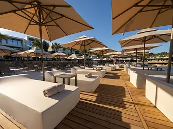 THE NORM COLLECTION DOOR'A 5*