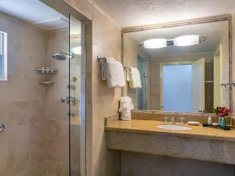 JEWEL RUNAWAY BAY BEACH & GOLF RESORT 4*