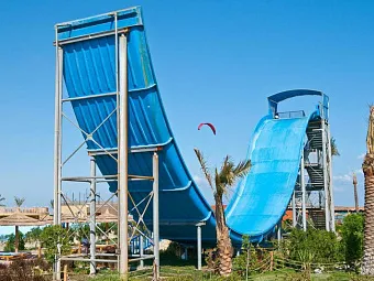 Аквапарк в соседнем отеле TITANIC BEACH SPA & AQUA PARK 5*