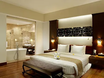 Отель THE SEMINYAK BEACH RESORT & SPA 5*