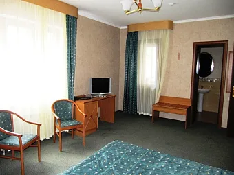 ОЗОН-ЧЕГЕТ 4*