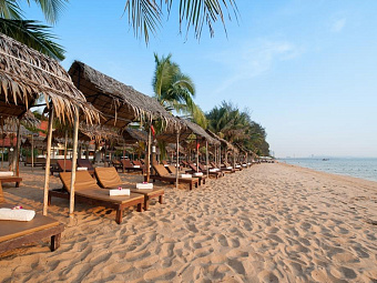Отель PINNACLE GRAND JOMTIEN PATTAYA 4*