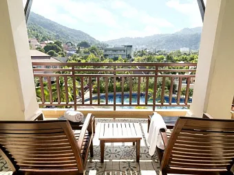 Отель ALPINA PHUKET NALINA RESORT 4+*