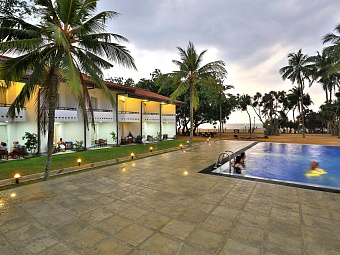 HIBISCUS BEACH HOTEL & VILLAS 4*