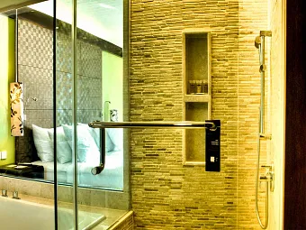 Отель PULLMAN BALI LEGIAN NIRWANA 5*