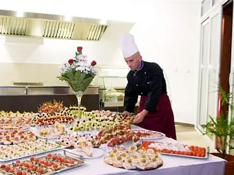 Отель Otrant 4*