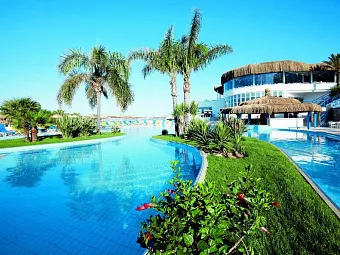 Отель BODRUM HOLIDAY RESORT & SPA 5*