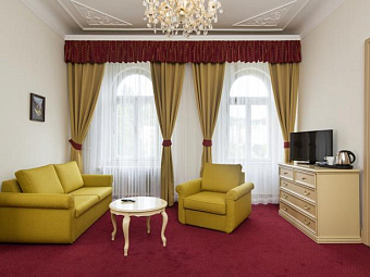   SPA HOTEL PALACE ZVON 4*