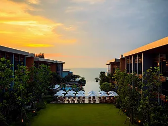  Отель RENAISSANCE PATTAYA RESORT AND SPA 5*