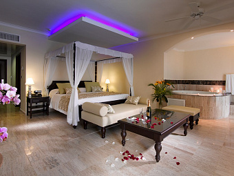 THE ROYAL SUITES TURQUESA BY PALLADIUM 5*