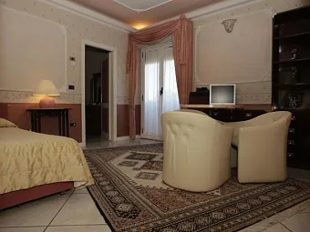 Отель VIENNA OSTENDA 4*