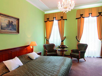 BRISTOL GEORGY HOUSE 4*