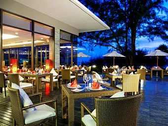 Отель SPLASH BEACH RESORT PHUKET 5*