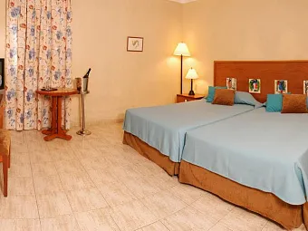 В номере отеля ARENAS DORADAS 4*