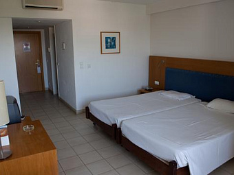 Отель ALFAMAR BEACH & SPORTS RESORT 4*