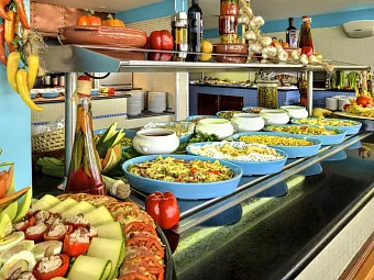 Отель IBEROSTAR ROSE HALL BEACH 5*